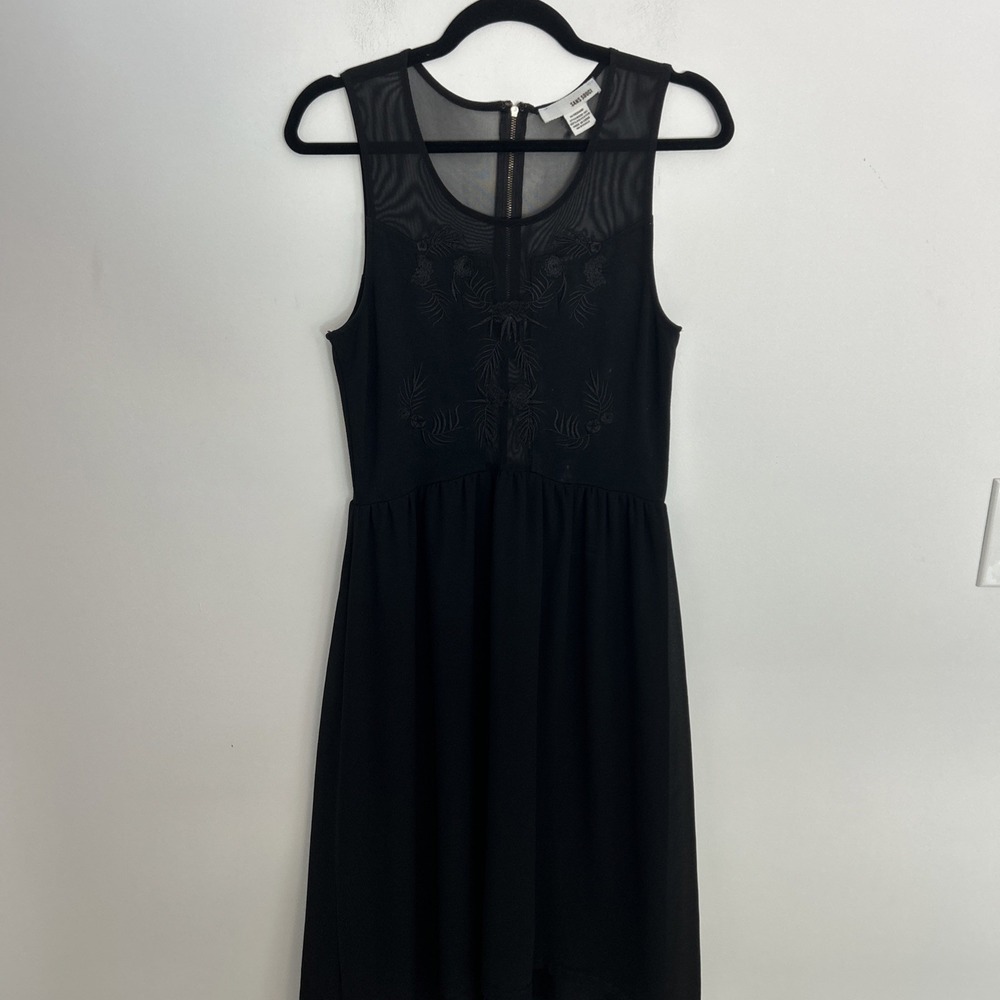 Sans Souci Black Sleeveless Sheer Mesh Embroidered Hi Low Hemline Dress Sz Small